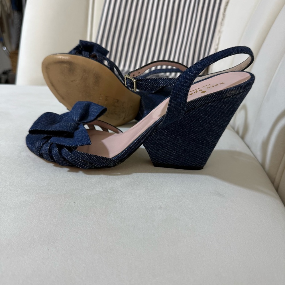 Kate Spade Size 9.5 Denim Blue Heels with Bow - Picture 4 of 9